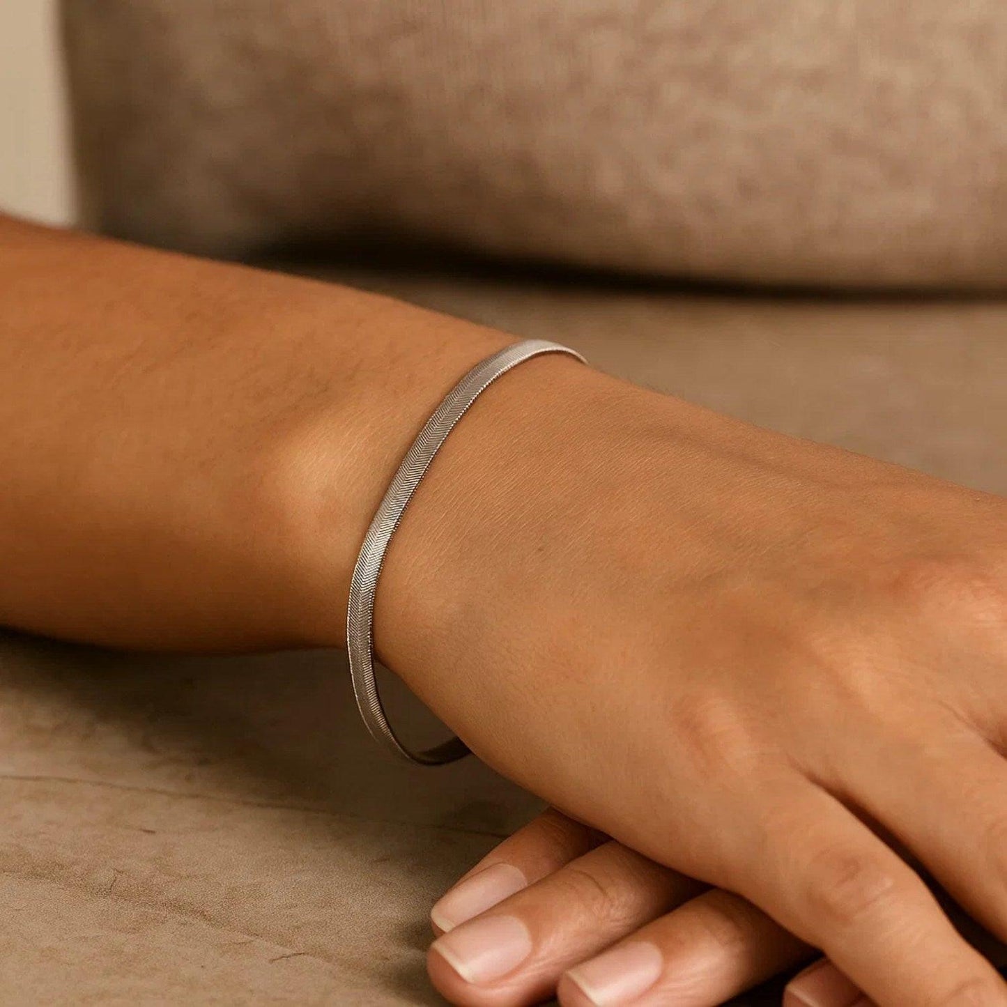 14k White Gold Super Flex Herringbone Bracelet (2.80 mm)