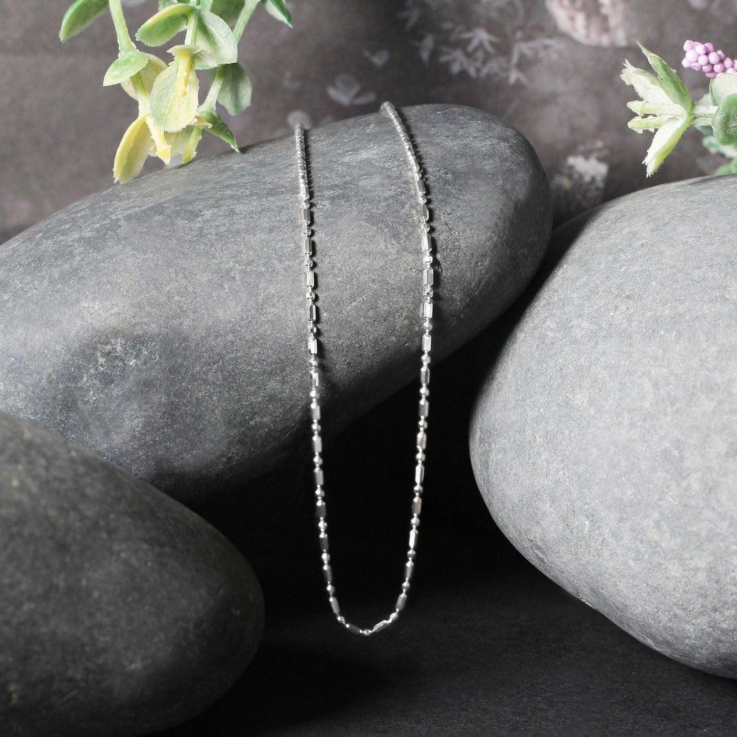 14k White Gold Diamond-Cut Alternating Bead Chain (1.10 mm)