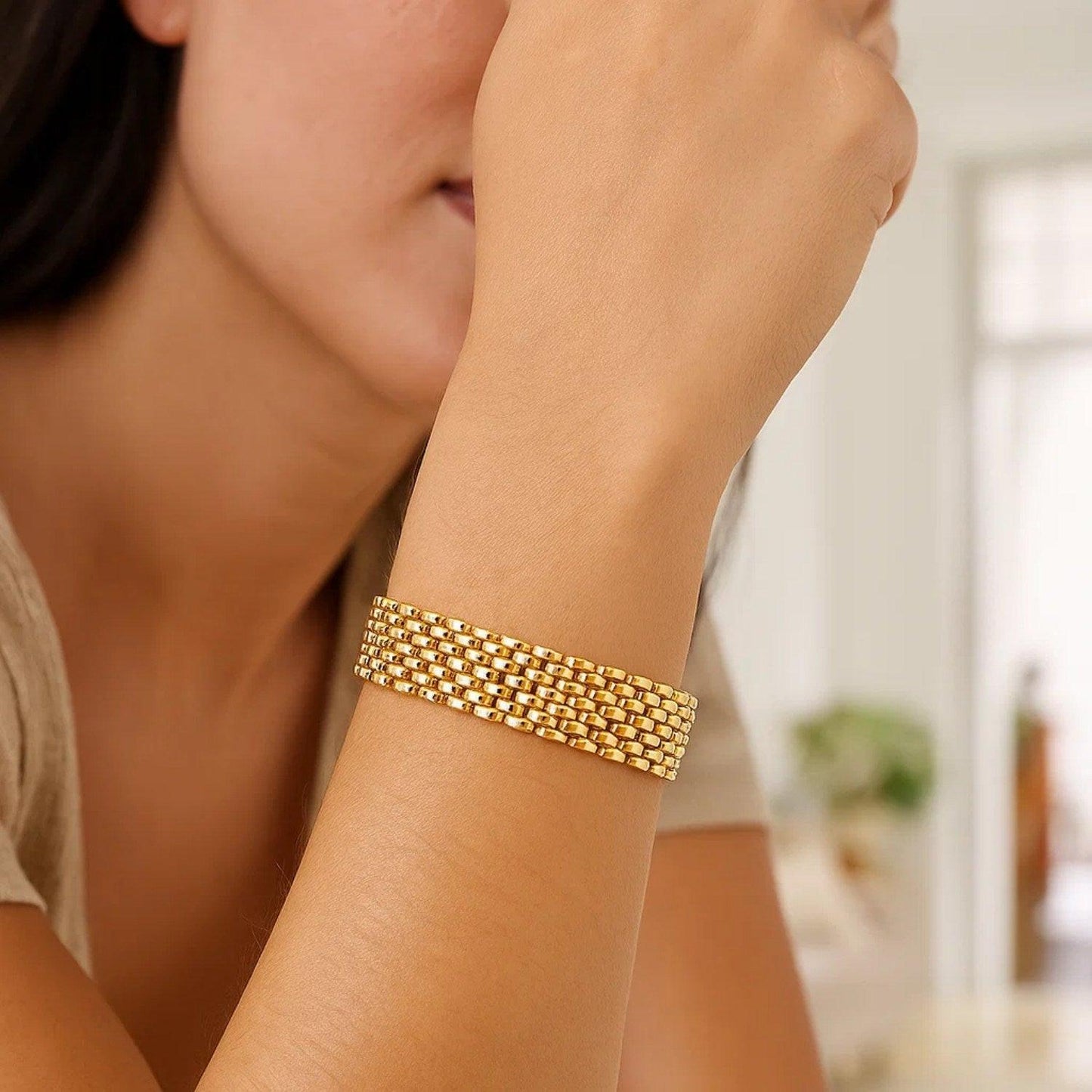 14k Yellow Gold Flexible Panther Line Bracelet (9.00 mm)