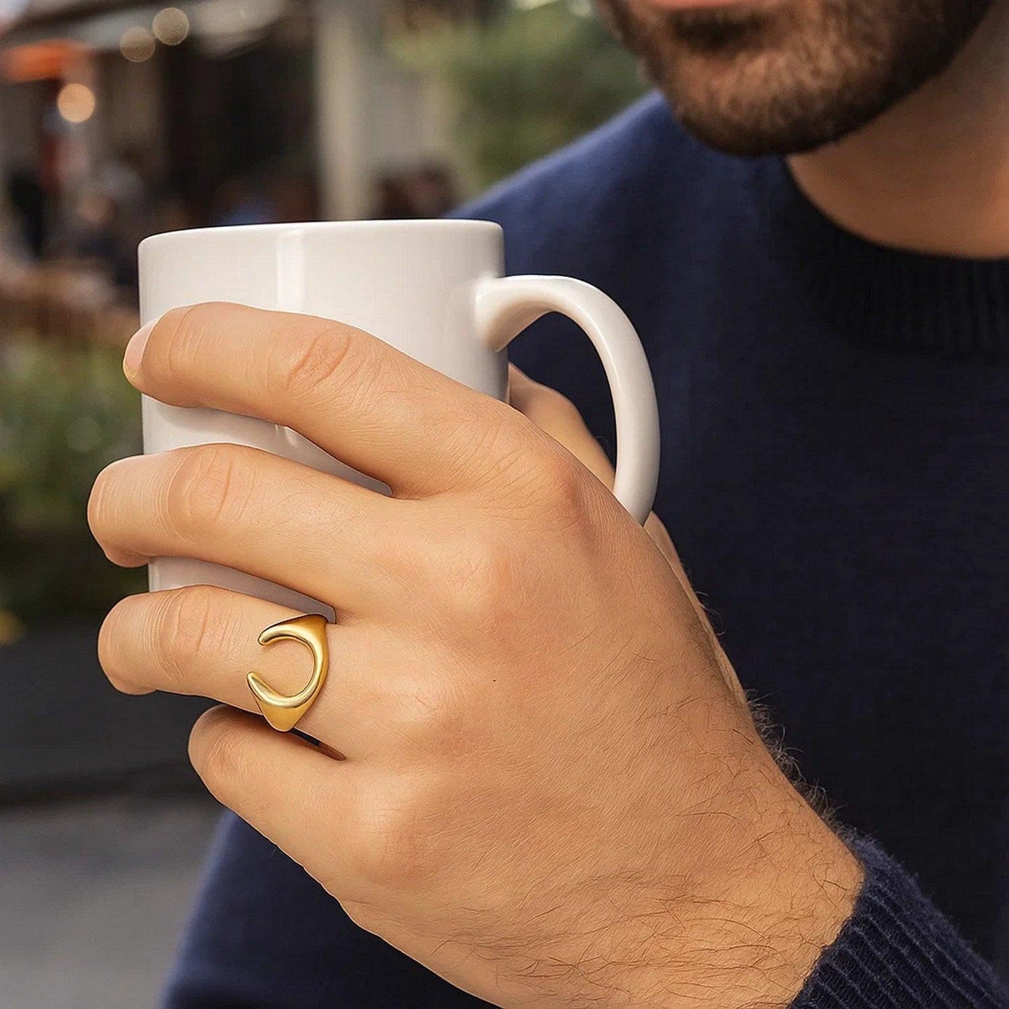 Horseshoe Ring in 14K Yellow Gold (8.00 mm)