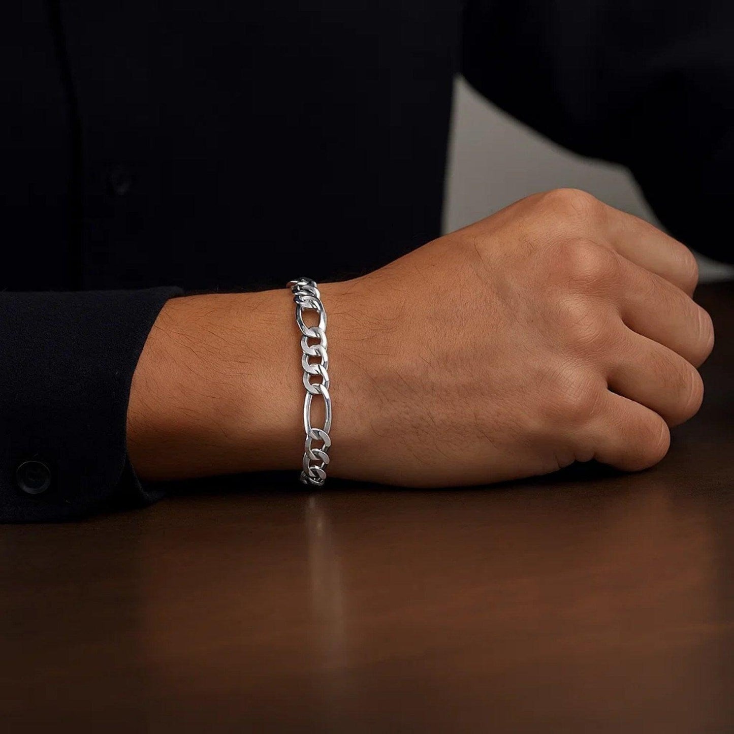 14k White Gold Solid Figaro Bracelet (6.00 mm)