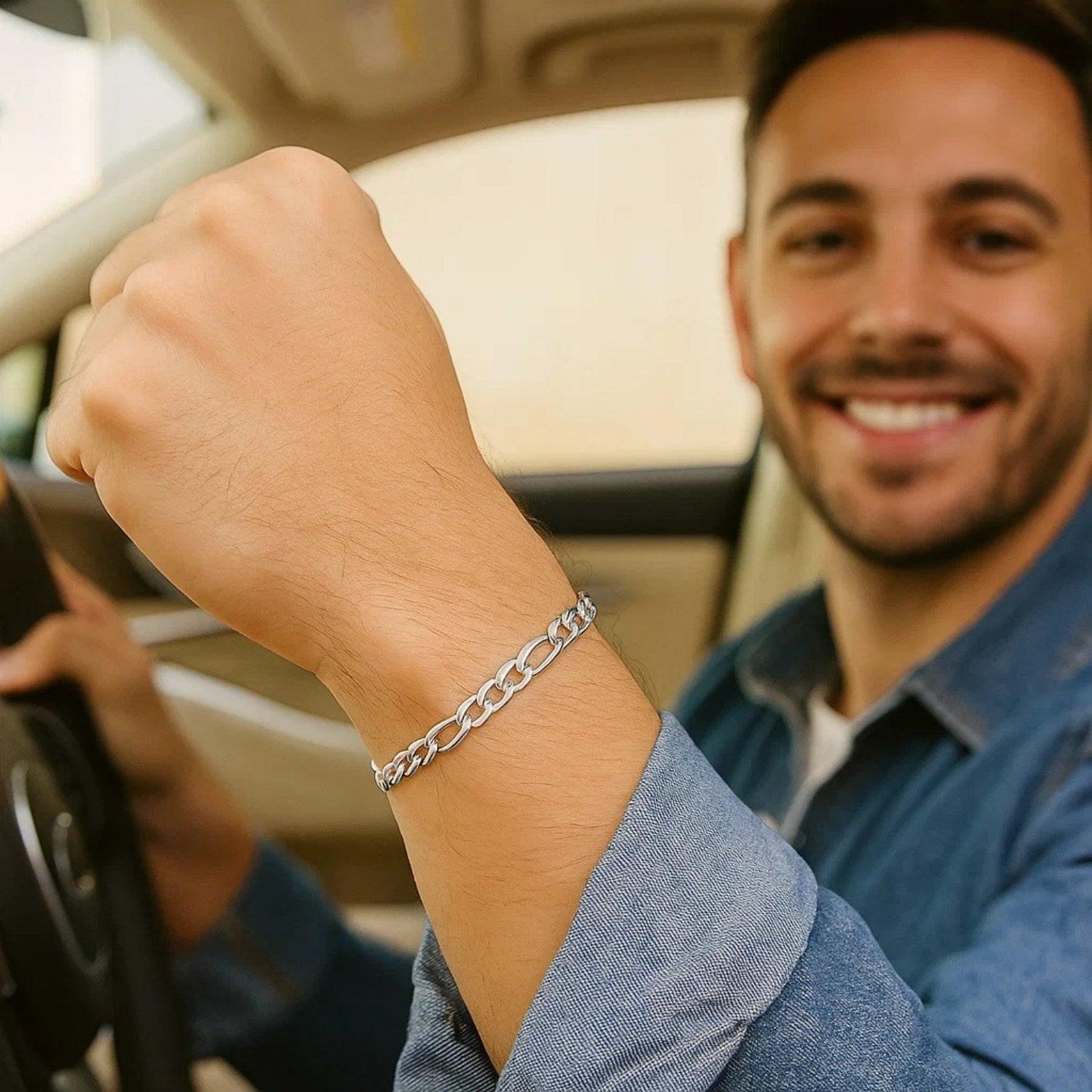 14k White Gold Solid Figaro Bracelet (6.00 mm)