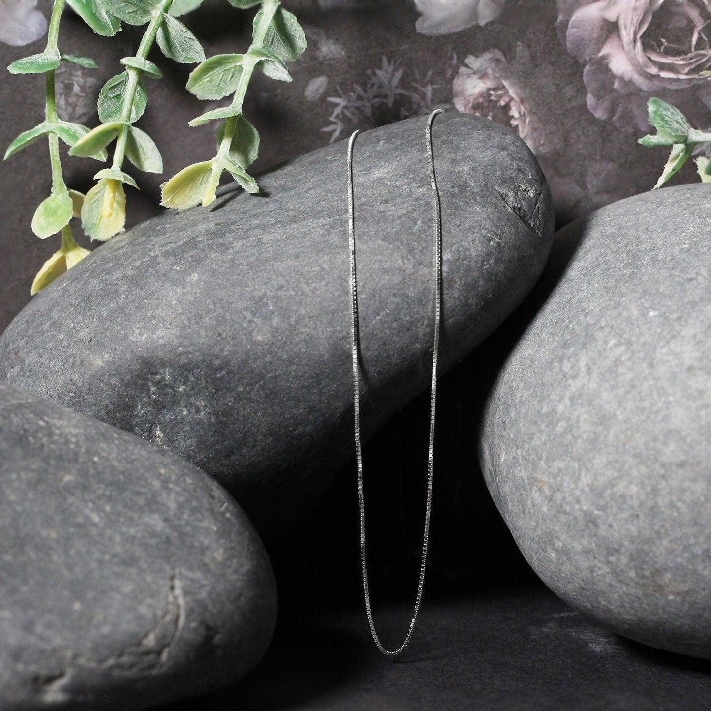 10k White Gold Classic Box Chain (0.60 mm)