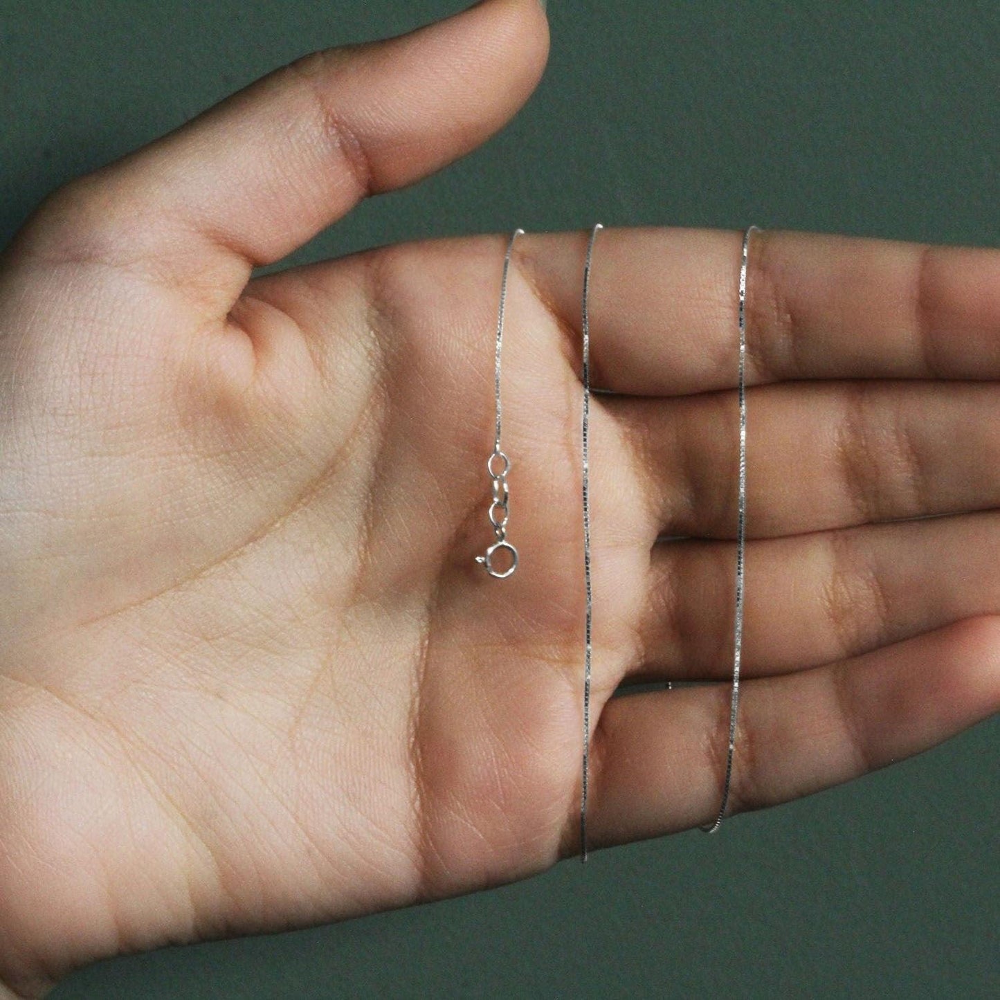 10k White Gold Classic Box Chain (0.60 mm)