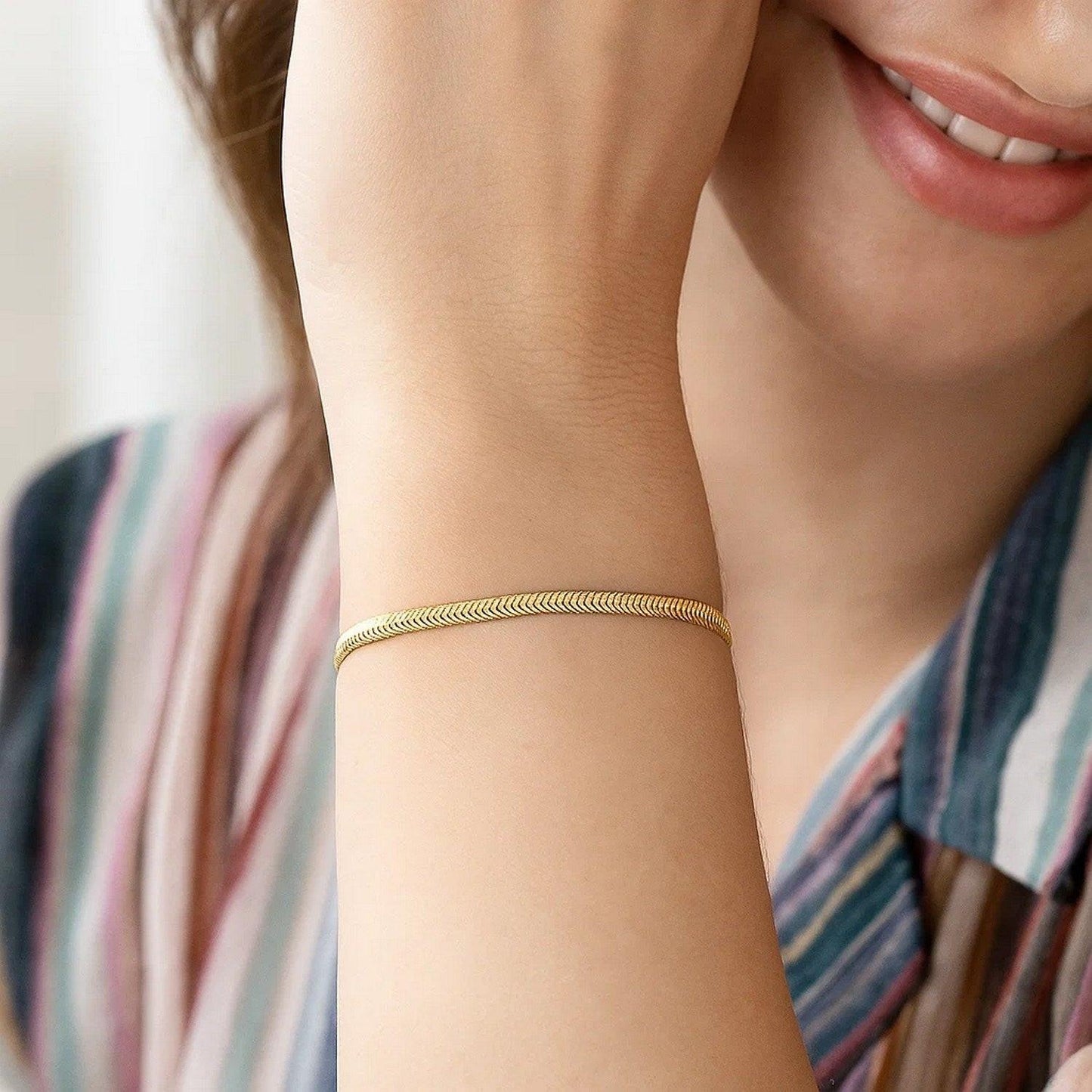 14K Yellow Gold Oval Snake Chain Bracelet (2.60 mm)