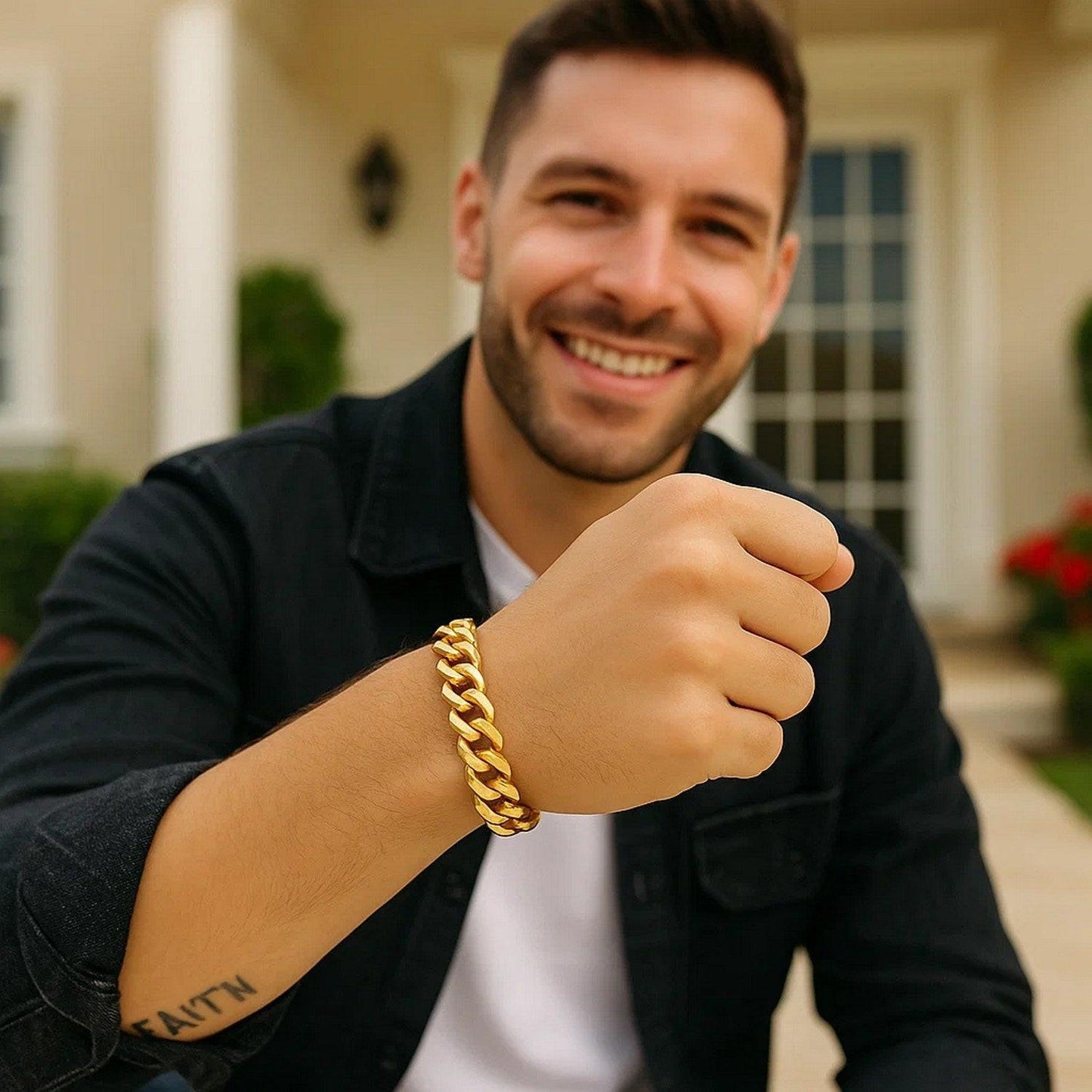 14k Yellow Gold 8 1/2 inch Wide Polished Curb Chain Bracelet (13.50 mm)