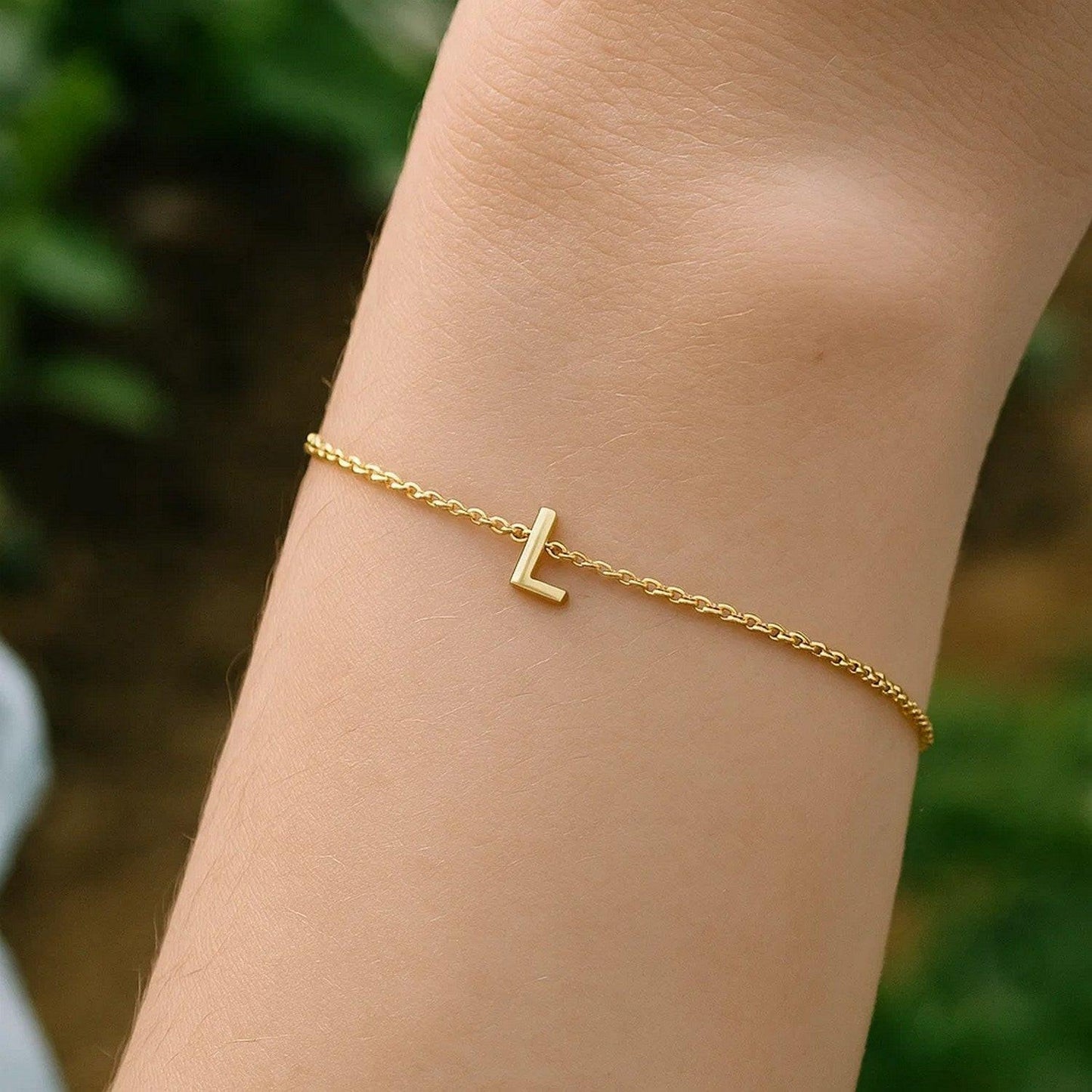 14K Yellow Gold Mini Initial L Bracelet