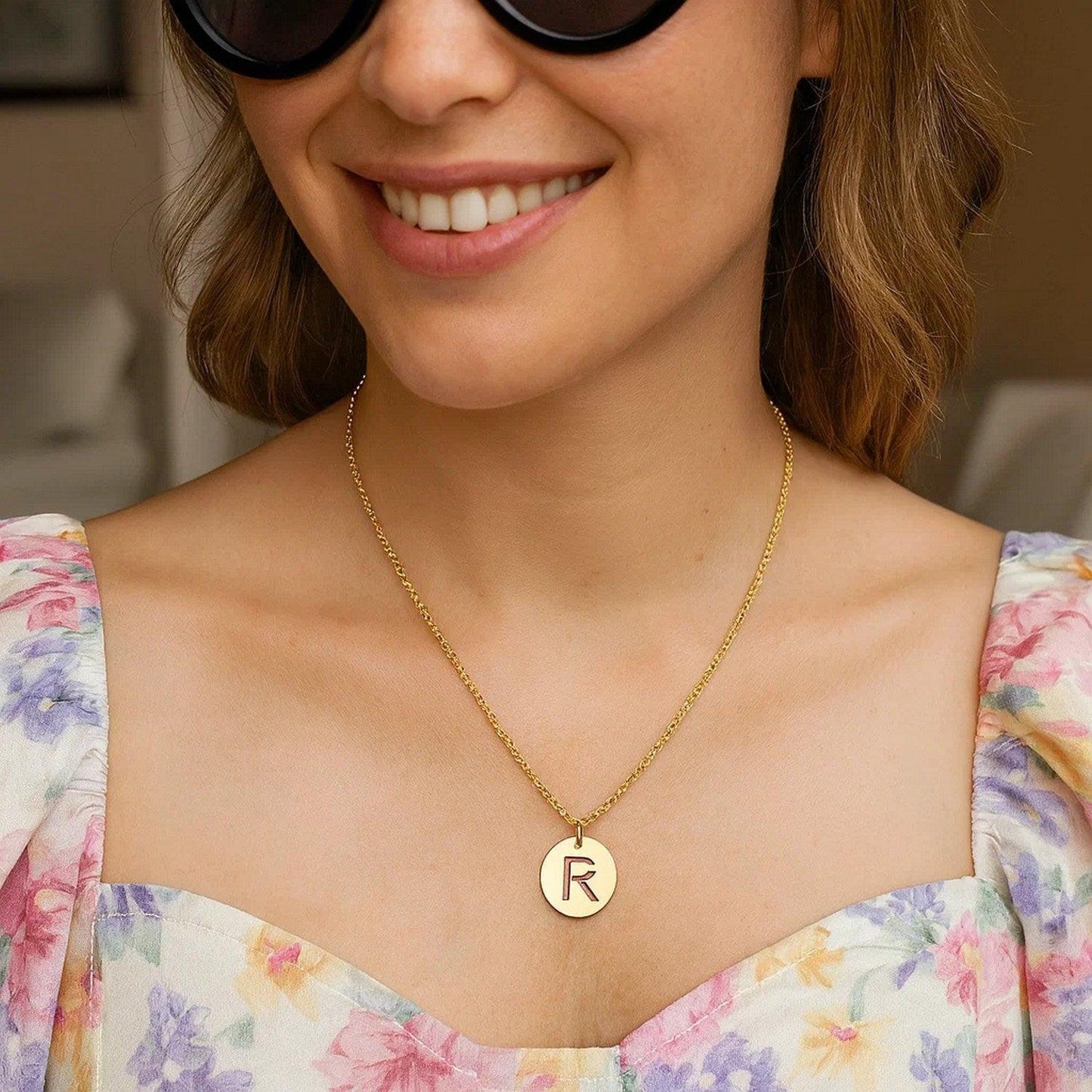 14K Yellow Gold Disc Initial R Pendant