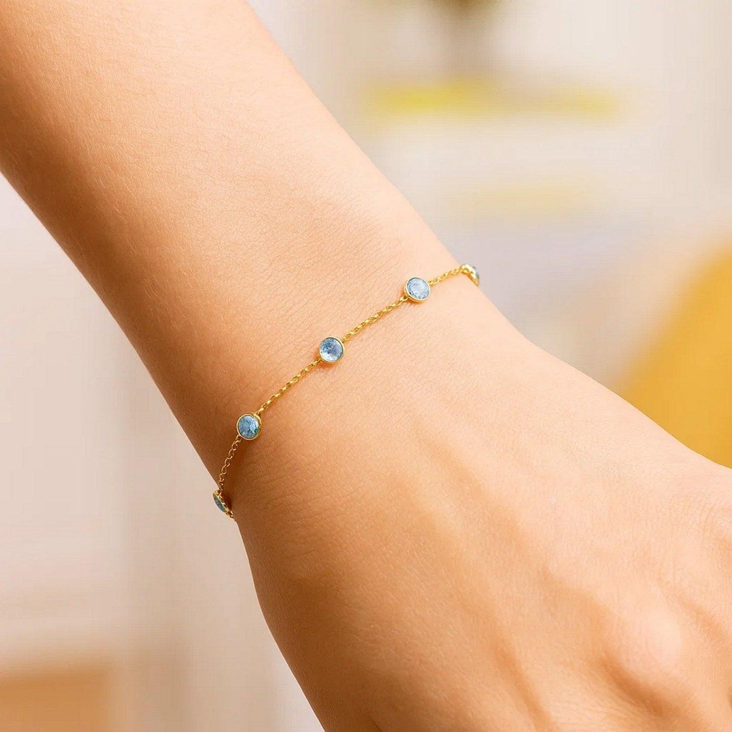14K Yellow Gold Aqua Station Bracelet