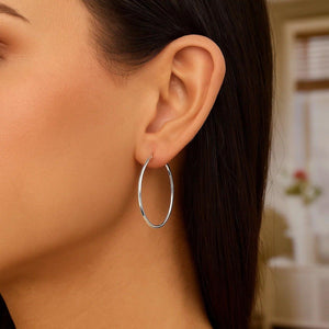 10k White Gold Polished Hoop Earrings (1.5x30mm)