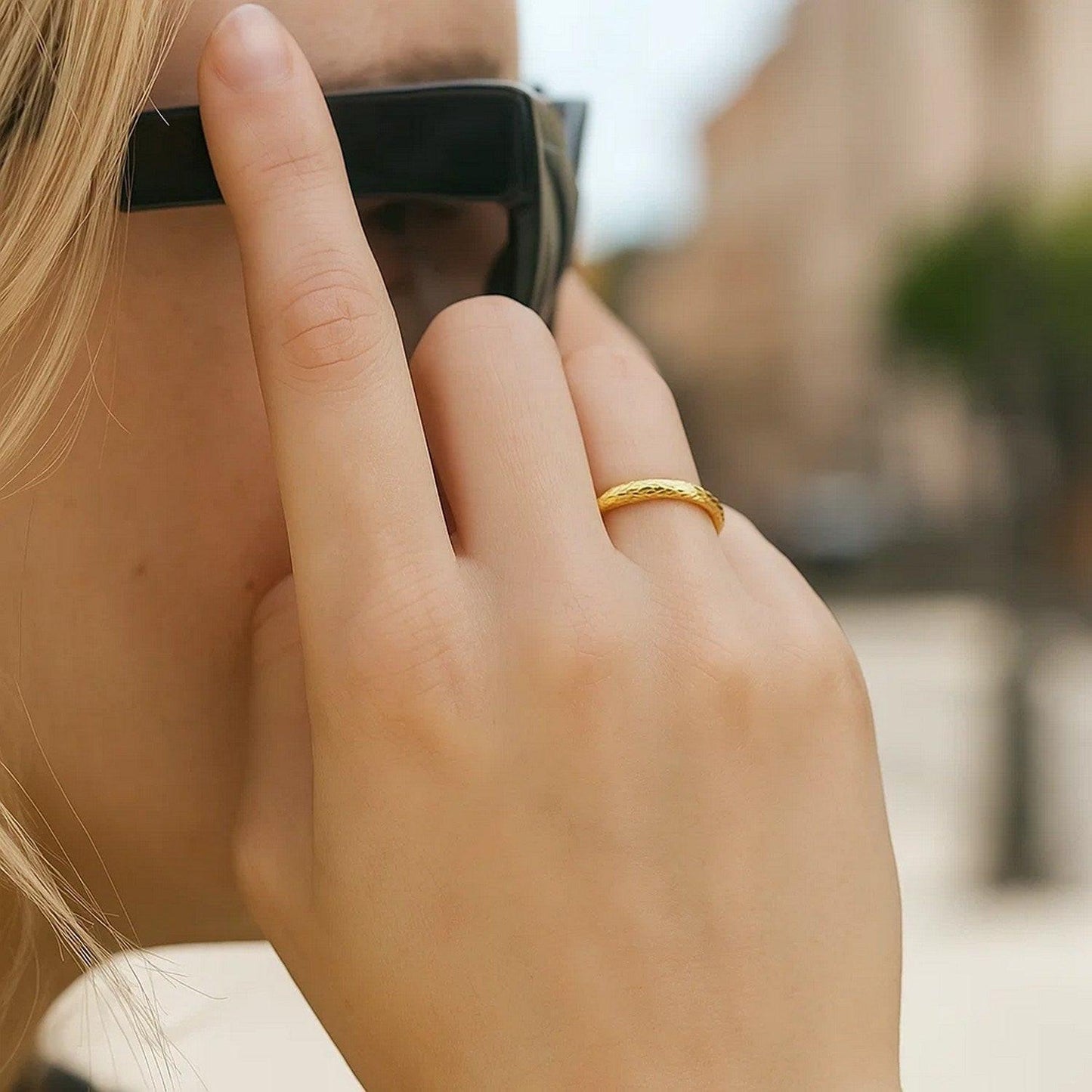 14k Yellow Gold Textured Comfort Fit Wedding Band(2.50 mm)