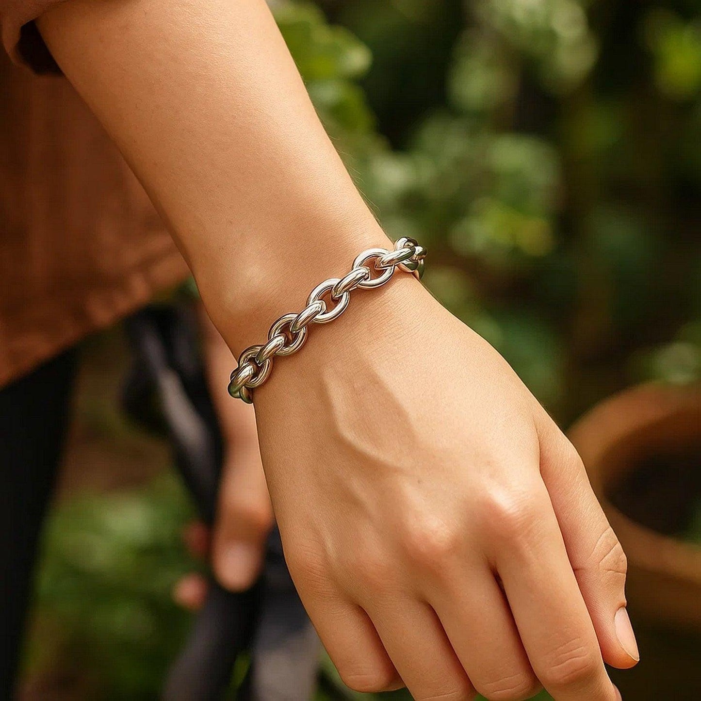 Sterling Silver Rhodium Plated Oval Link Bracelet