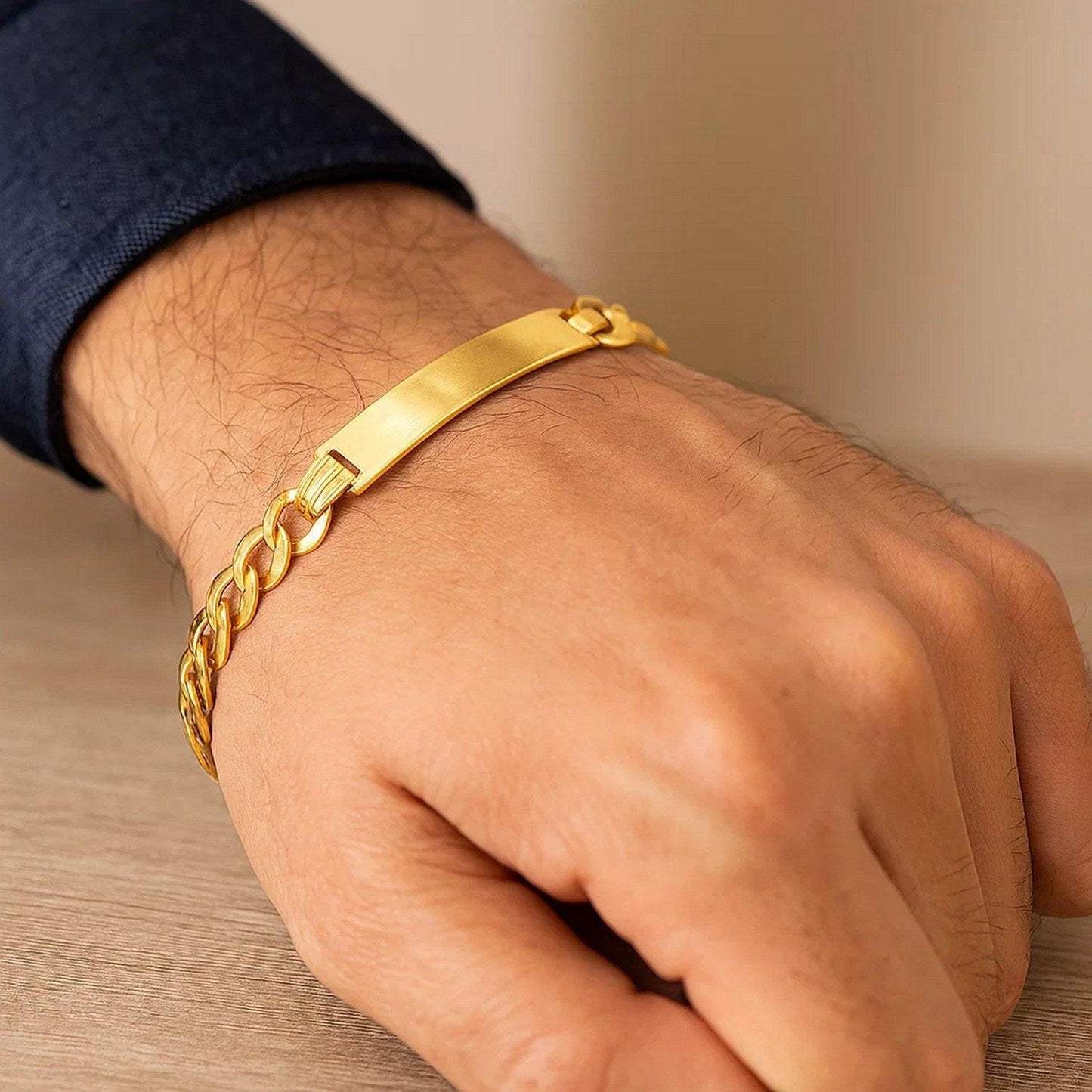 14k Yellow Gold 8 1/2 inch Mens Curb Chain ID Bracelet (8.30 mm)