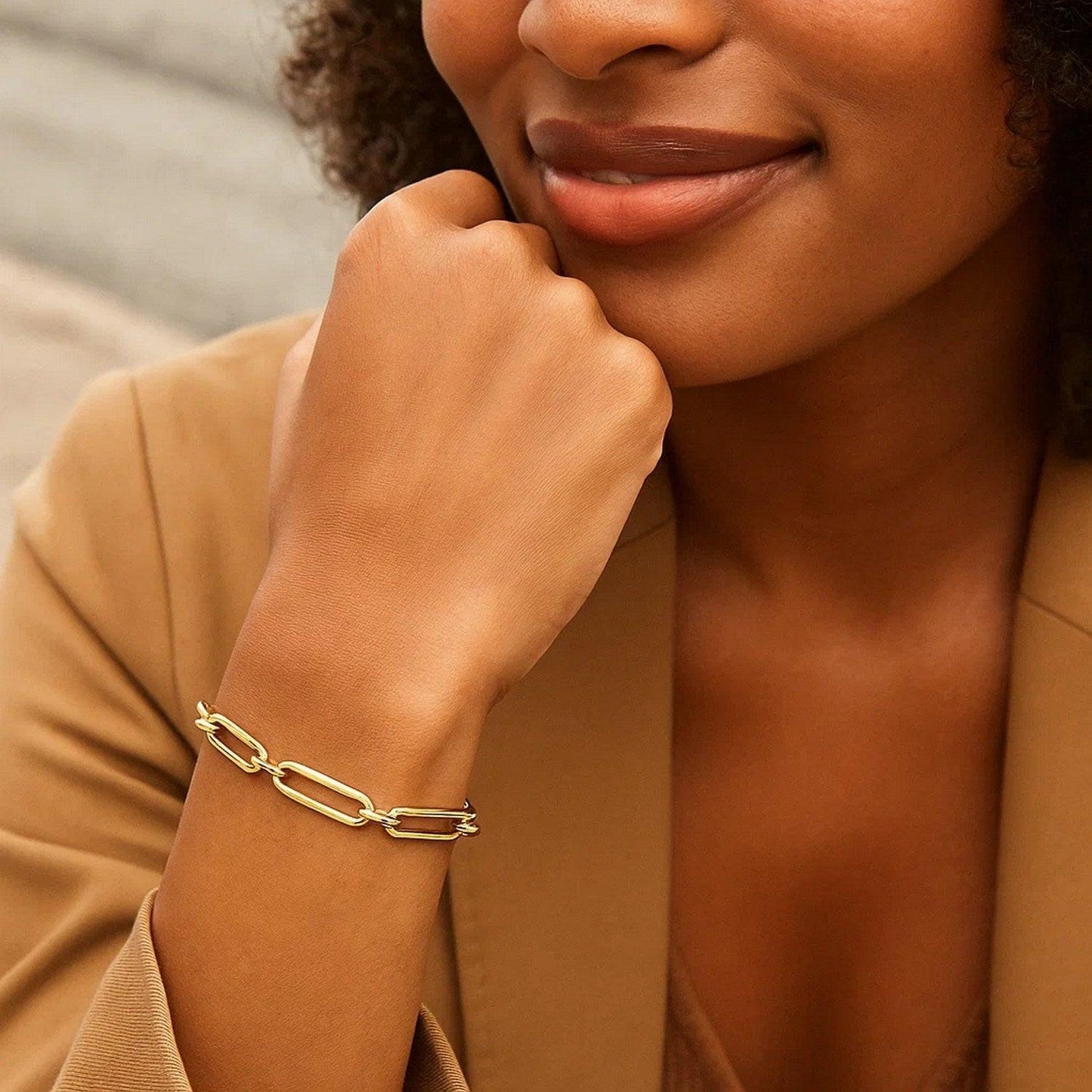 14k Yellow Gold 7 1/2 inch Bombay Paperclip Chain Bracelet (7.00 mm)