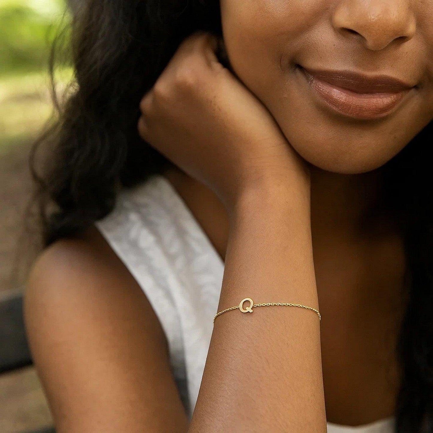 14K Yellow Gold Mini Initial Q Bracelet