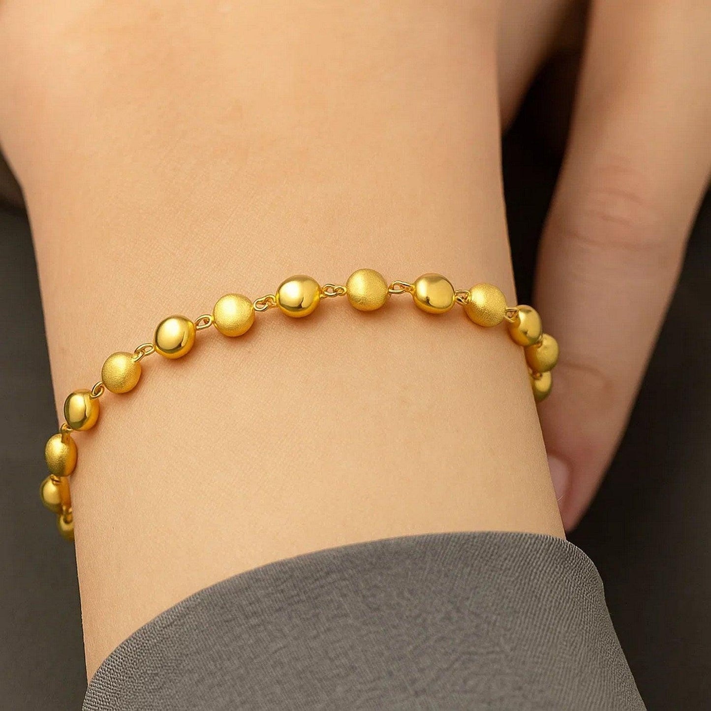 14K Yellow Gold Polished and Satin Pebble Bracelet (6.00 mm)