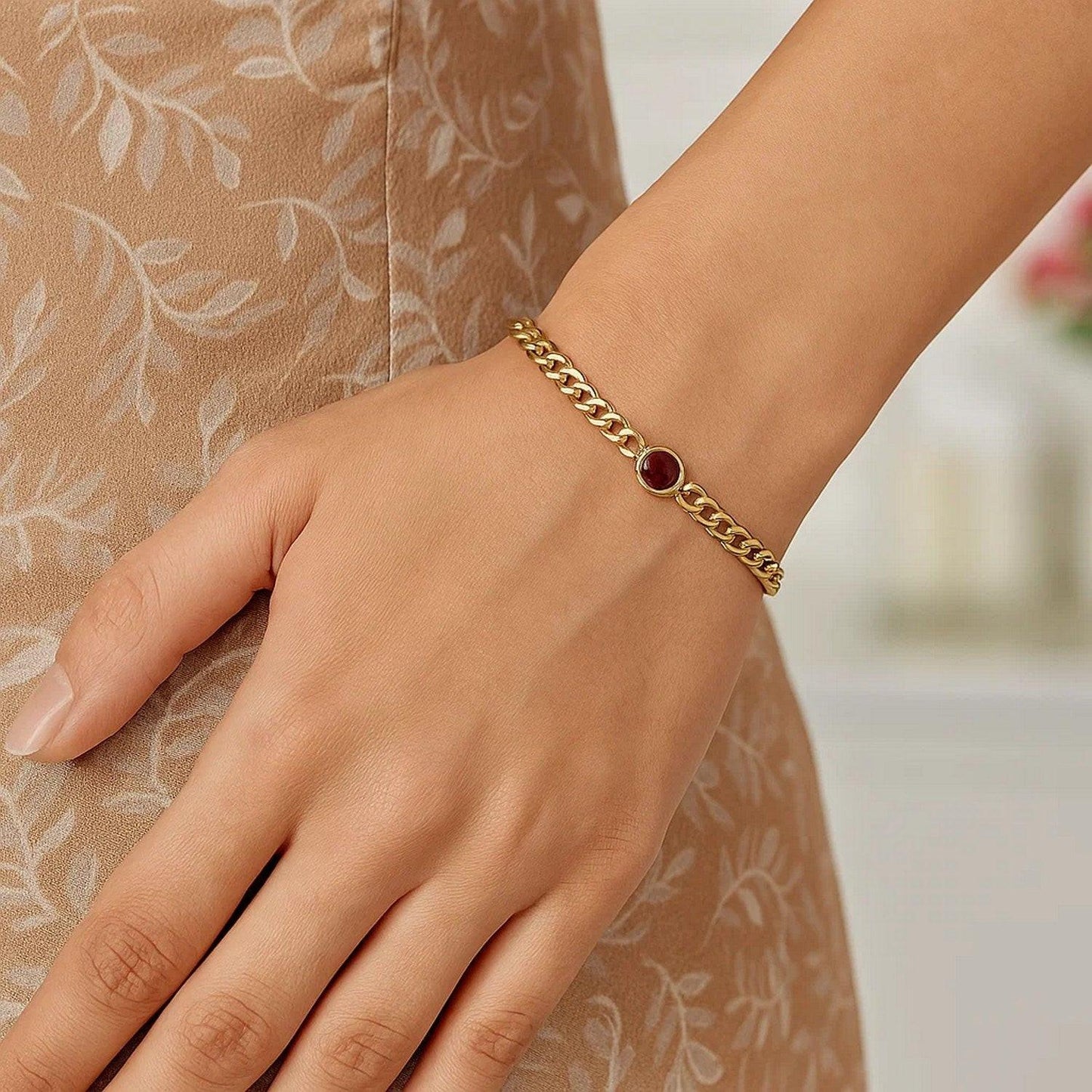 14K Yellow Gold Garnet Curb Chain Bracelet (3.60 mm)