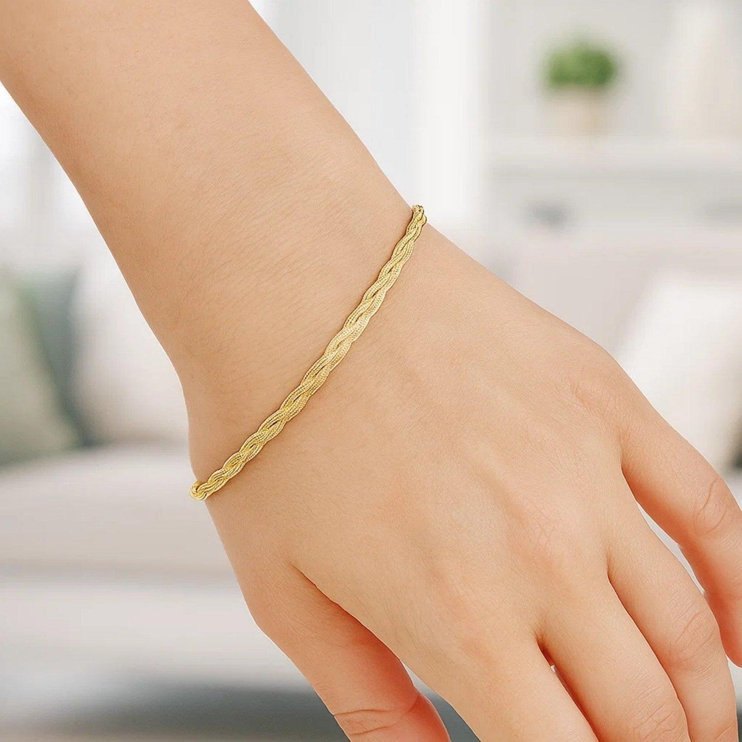 14k Yellow Gold Braided Herringbone Bracelet (3.20 mm)