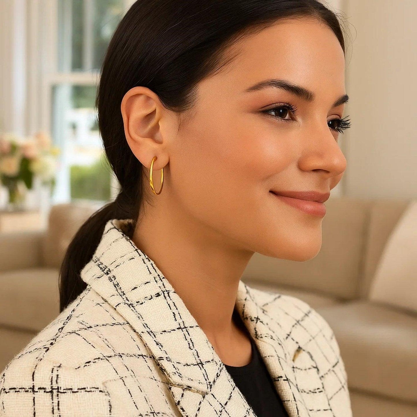 10k Yellow Gold Polished Hoop Earrings (1.5x25mm)