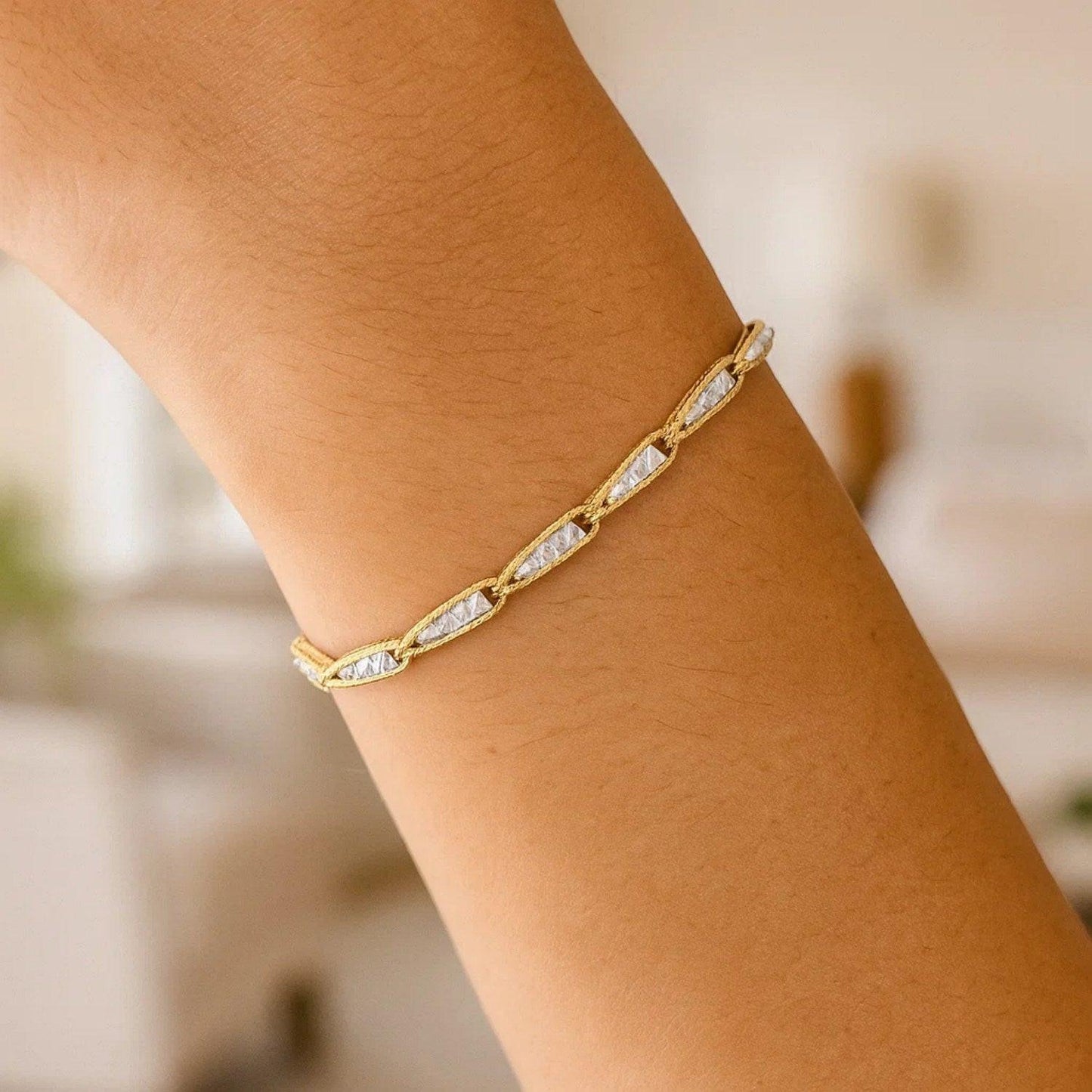 14k Two Tone Gold High Polish Diamond Cut Link Chain Bracelet (3.20 mm)