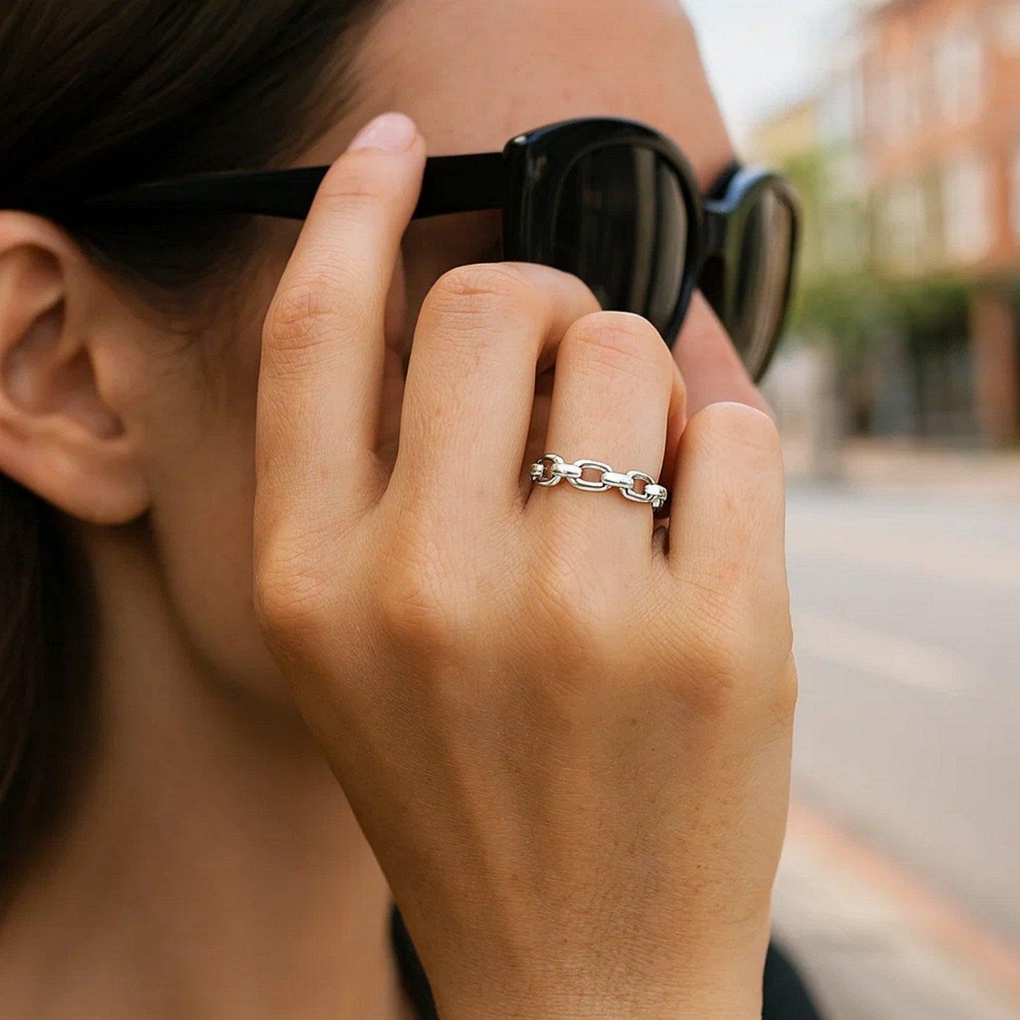 14K White Gold Oval Links Stackable Ring