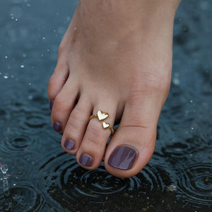 14k Yellow Gold Bypass Style Toe Ring with Polished Hearts