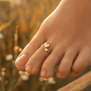 14k Yellow Gold Bypass Style Toe Ring with Polished Hearts