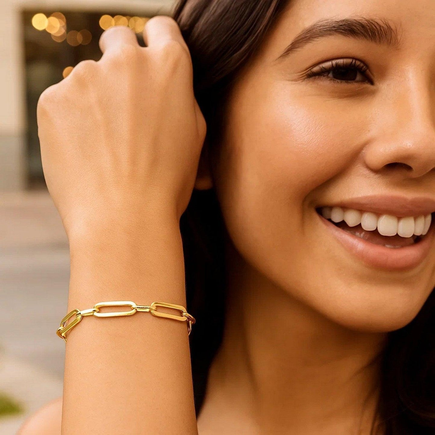 14k Yellow Gold 7 1/4 inch Bombay Paperclip Chain Bracelet (5.60 mm)