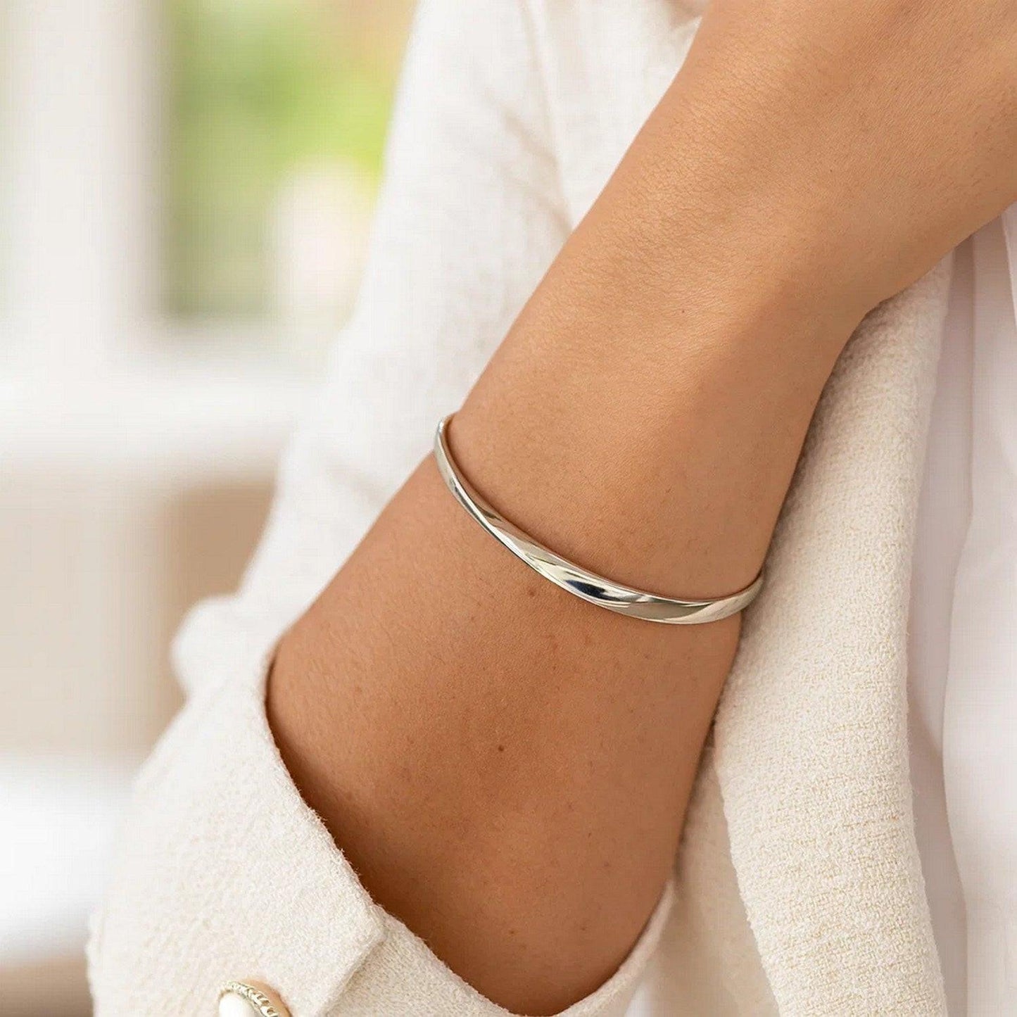 Sterling Silver Rhodium Plated Sculpted Cuff Bangle