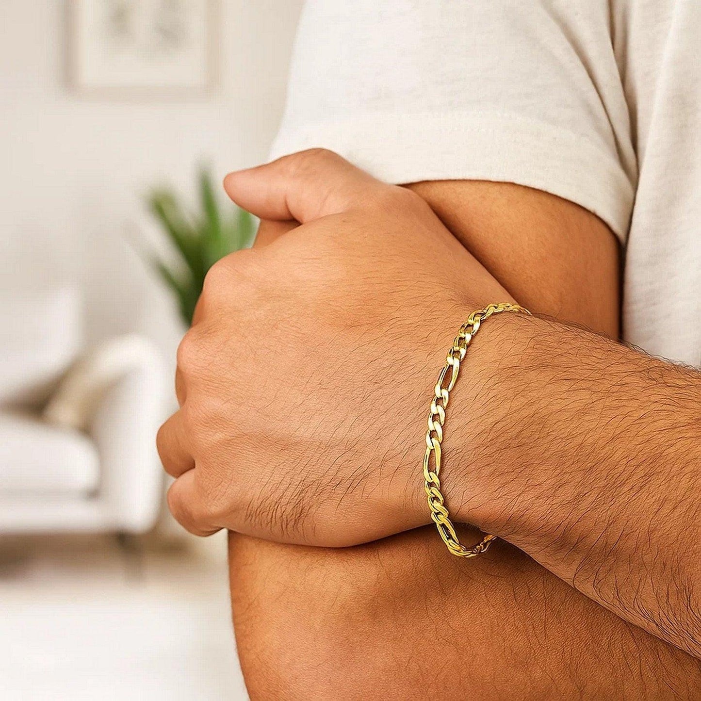 10k Yellow Gold Link Figaro Bracelet (3.70 mm)