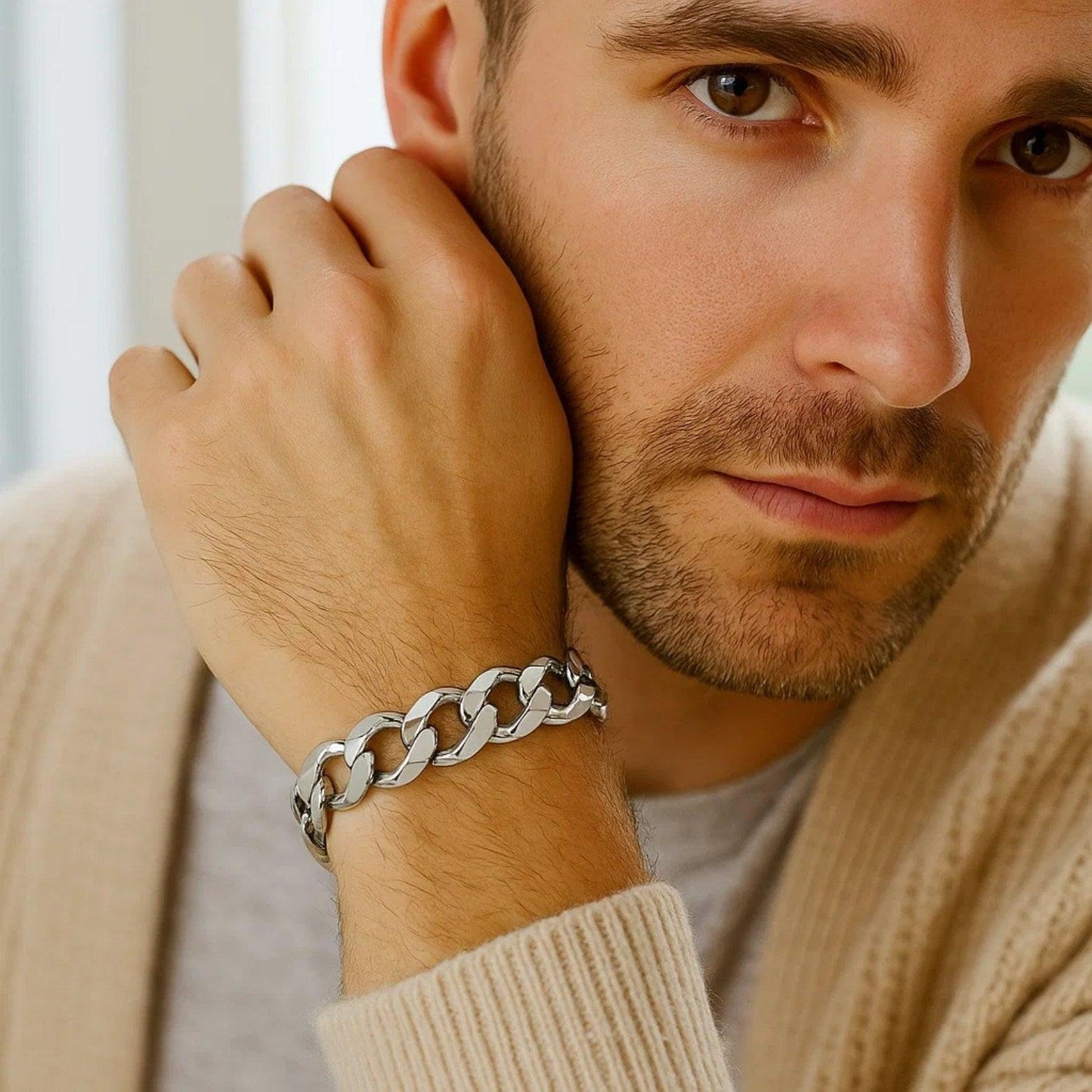 Rhodium Plated Sterling Silver Curb Style Bracelet (11.60 mm)