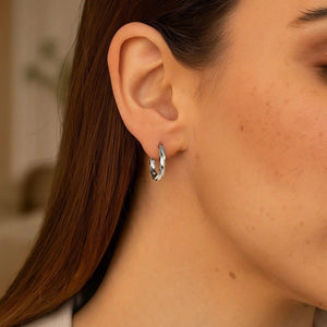 Spiral Style Polished Hoop Earrings in Sterling Silver(3x15mm)