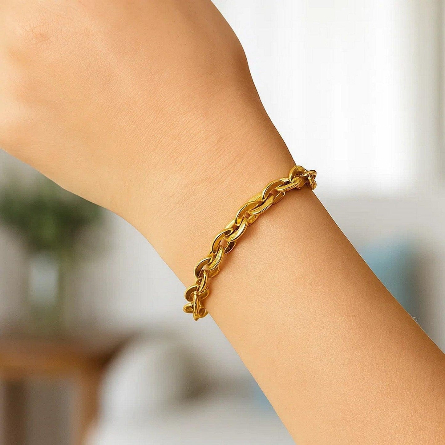 14K Yellow Gold Mirror Rolo Link Chain Bracelet (7.30 mm)